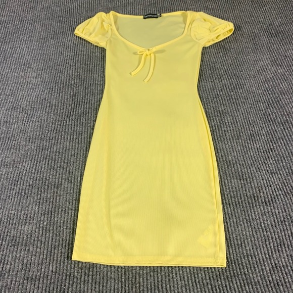Pretty Little Thing Dress Womens 0 Yellow Tie Stretch Lightweight Slim Vacation - Picture 1 of 12